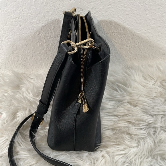 MICHAEL MICHAEL KORS Savannah Medium Saffiano Leather Satchel Black & Gold - Picture 4 of 15